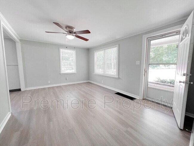 Foto del edificio - 3818 Crescent Ave