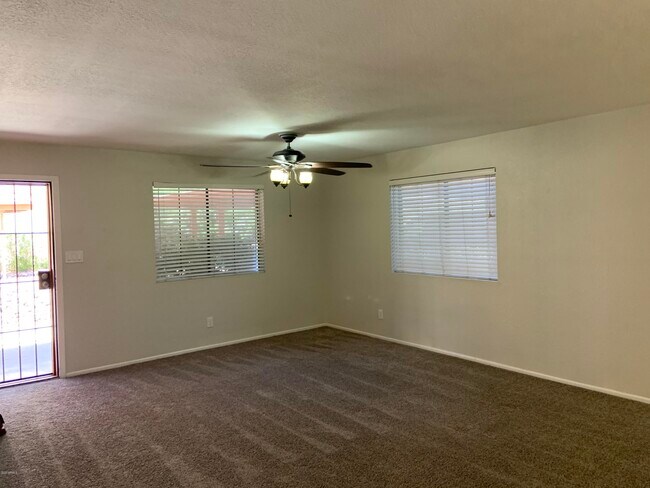 Building Photo - 16805 E El Lago Blvd