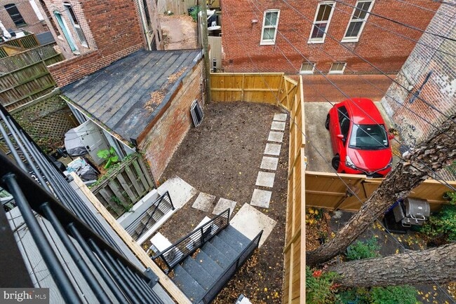 Foto del edificio - 709 Massachusetts Ave NE