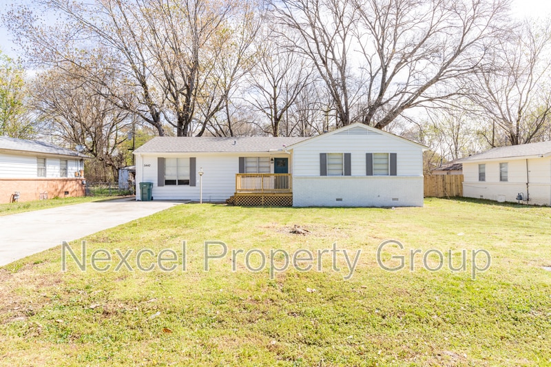 Primary Photo - 5442 Loch Lomond Rd