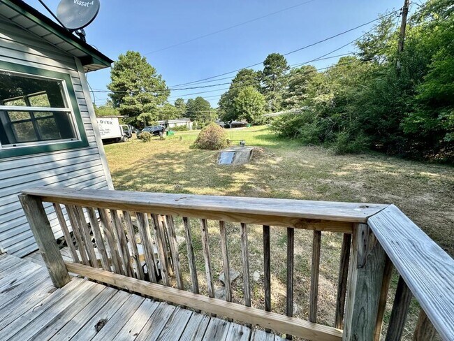 Foto del edificio - 2716 Wisdom Cir