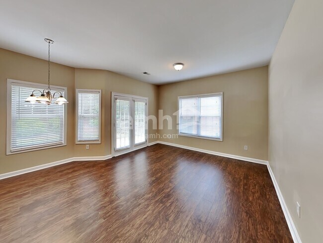 Foto del edificio - 169 Hunt Creek Dr