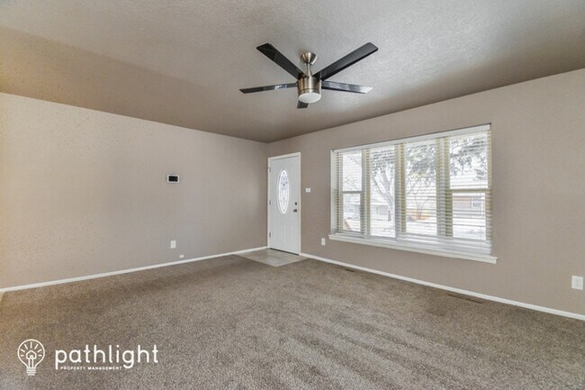 Foto del edificio - 1705 Grant Avenue, Colorado Springs, CO, 8...
