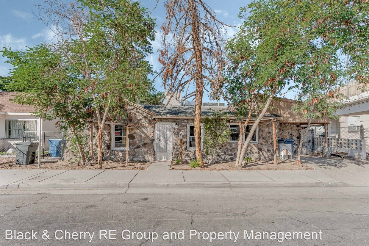 Primary Photo - 3 br, 1 bath House - 415 N 9th Street