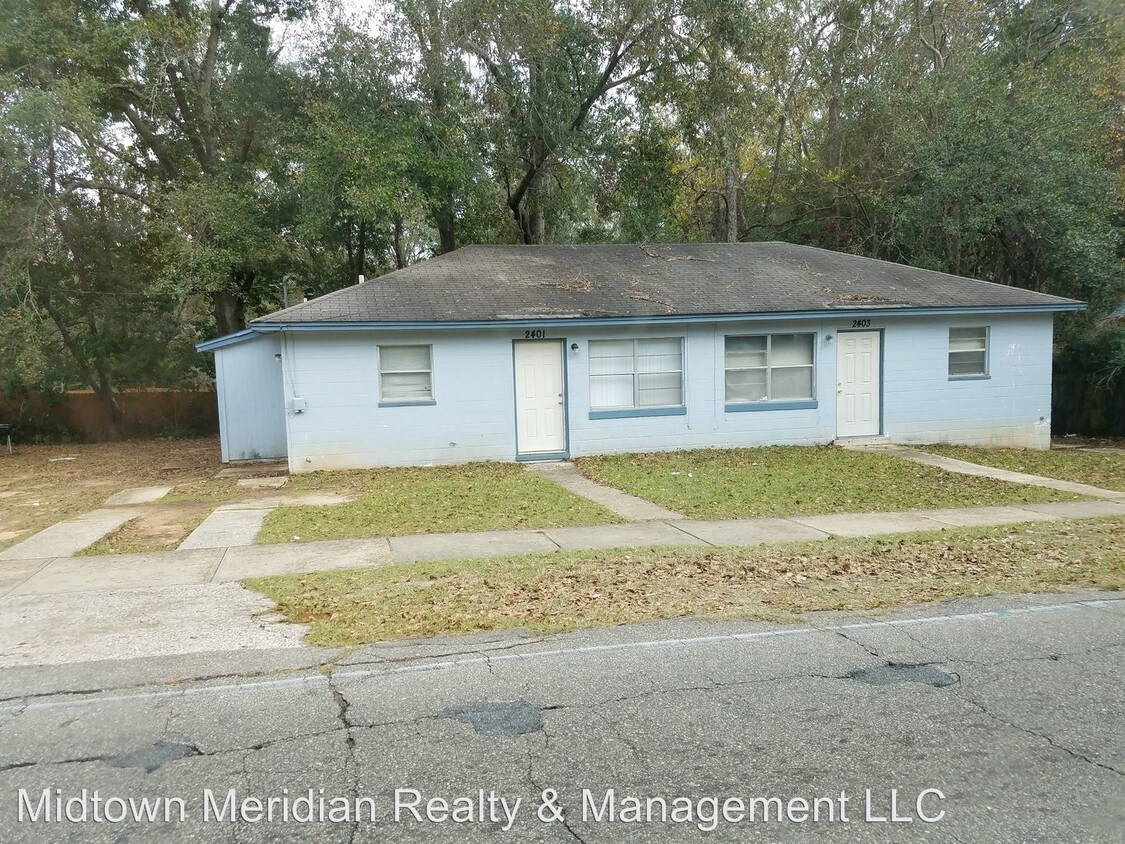 Primary Photo - 2 br, 1 bath House - 2401 S. Meridian St