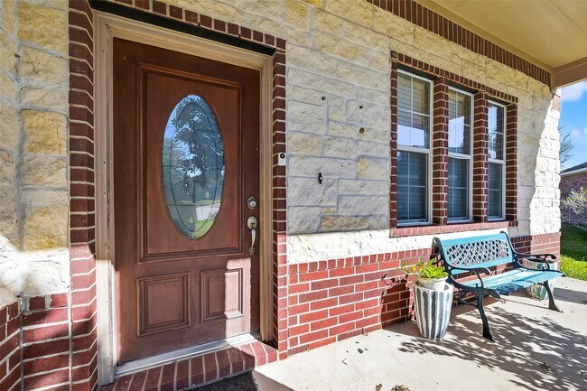 Foto del edificio - 7002 Casita Dr