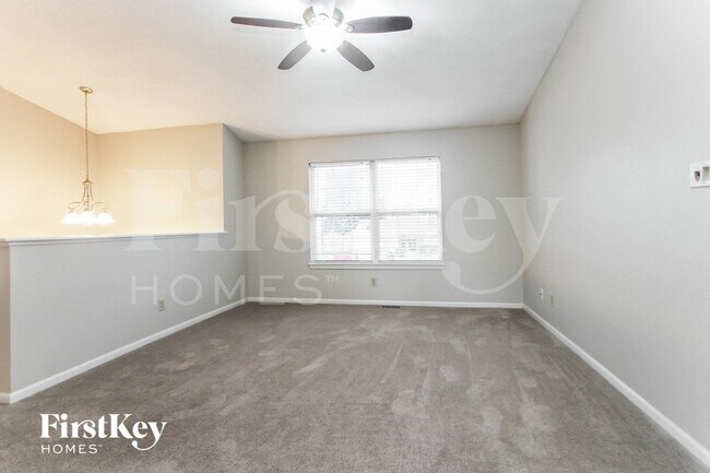 Building Photo - 1524 Blue Brook Way