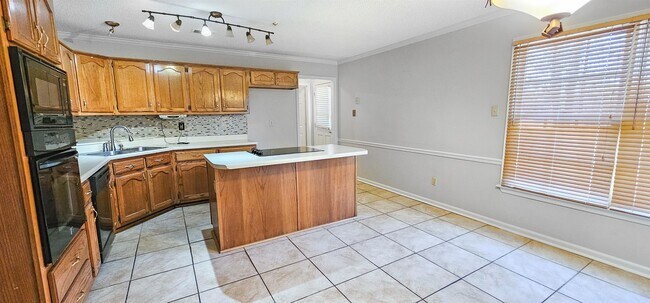 Building Photo - 4299 Gin Wade Cove