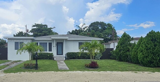 Photo - 425 NE 109th St House