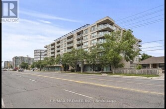 Building Photo - 890 Sheppard Ave W Building Photo - 890 Sheppard Ave W