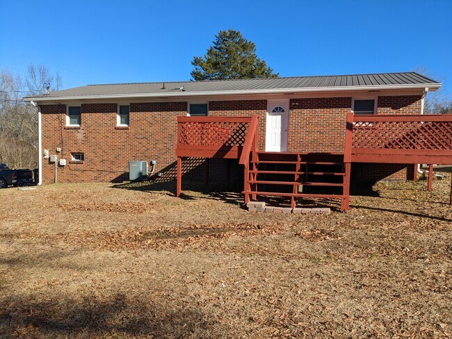Building Photo - 239 Shaw Rd NW