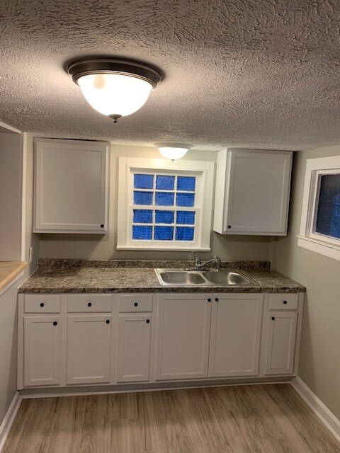 Foto del edificio - 1706 County Hospital Rd