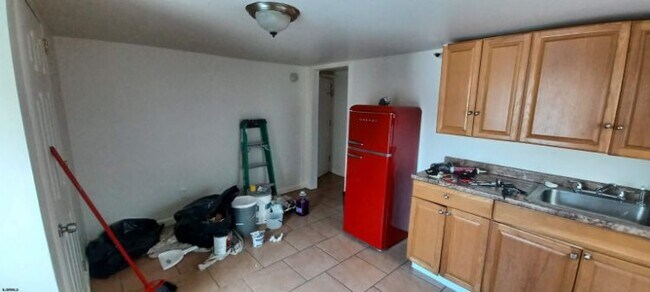 Building Photo - 18 S Pennsylvania Ave