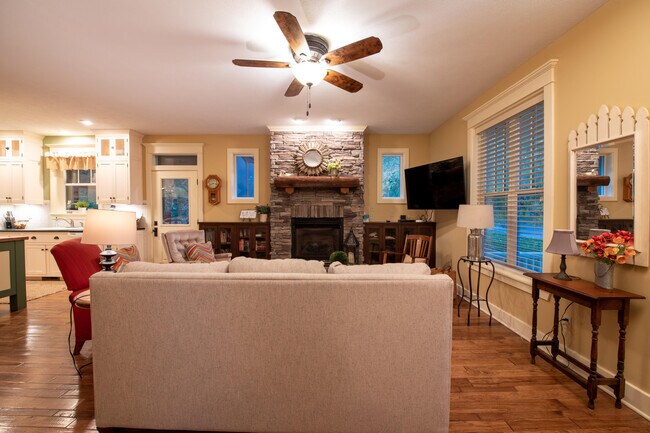 Foto del edificio - 207 Columbia St