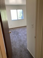 Building Photo - 21761 Hillside Dr