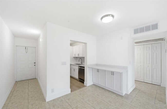 Foto del edificio - 3228 Coral Ridge Dr
