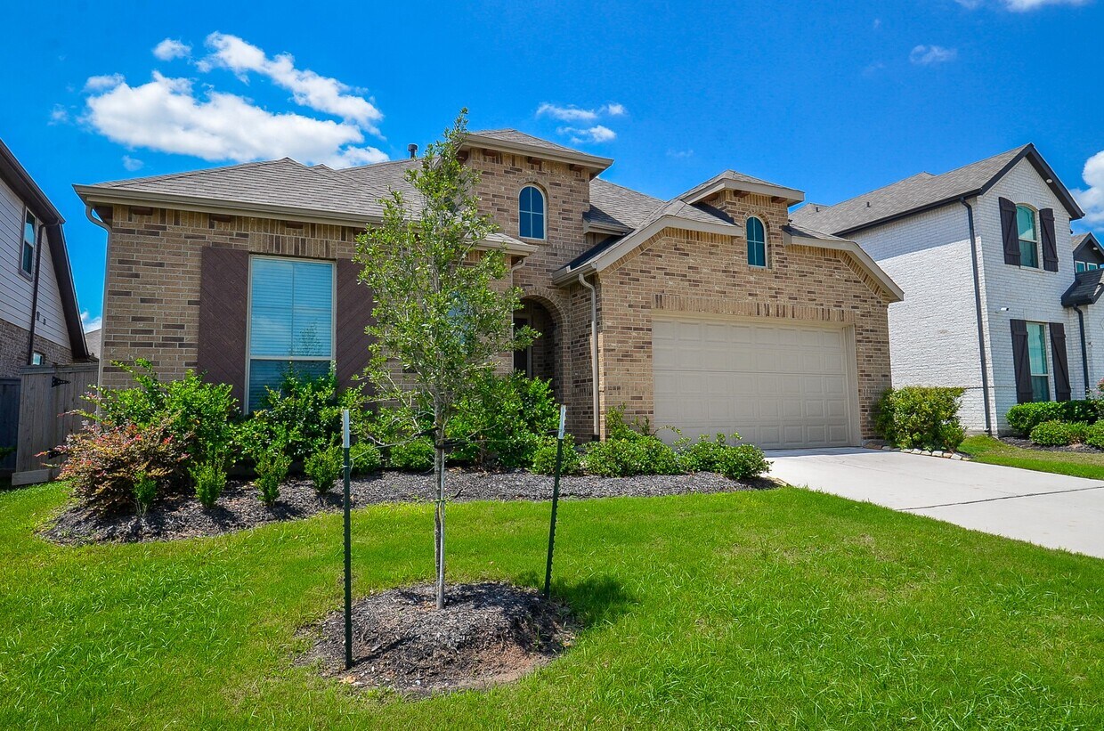 Foto principal - 23719 Sweeny Vly Dr