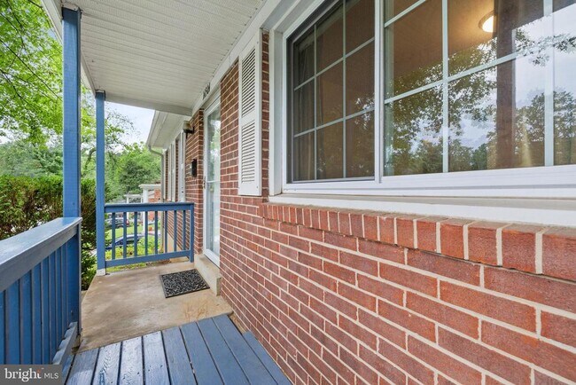 Building Photo - 14504 Del Mar Dr