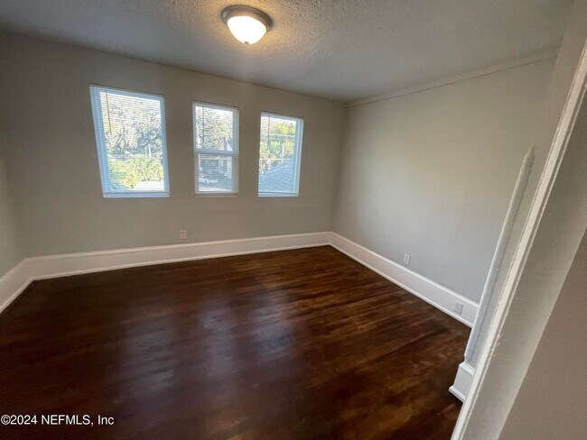 Foto del edificio - 4302 N Pearl St
