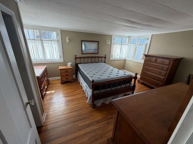 Foto del edificio - *Very Spacious 3-Bedroom Apartment Available Now in LeRoy!*