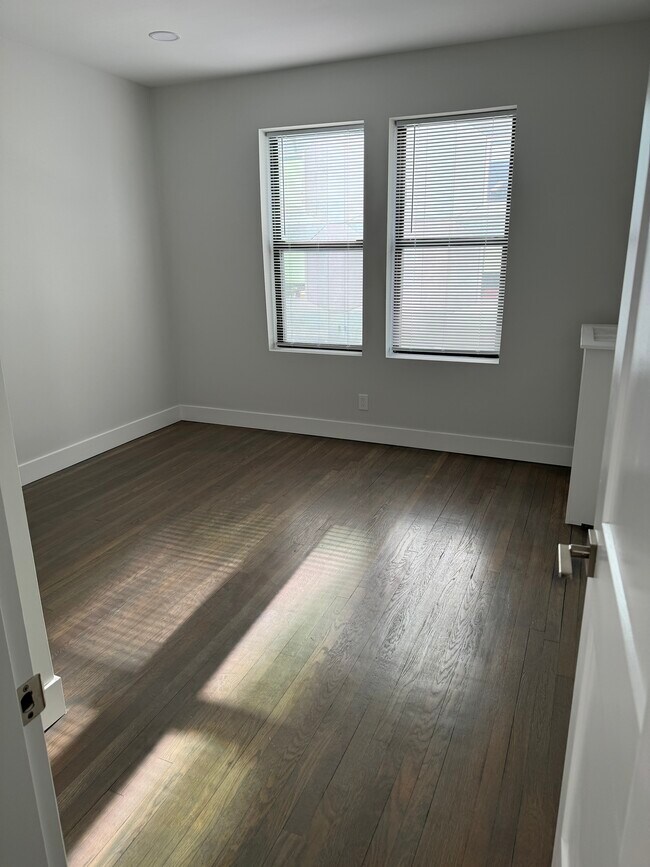 320 Hammond Pond Pky, Chestnut Hill, MA 02467 Condo for Rent in Chestnut Hill, MA