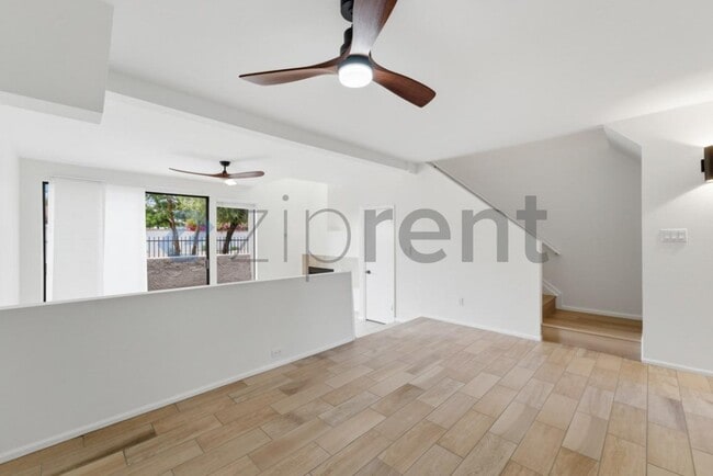 Building Photo - Unit Unit 1018