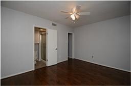 Building Photo - 939 Memorial Village Dr