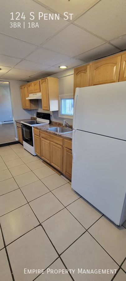 Building Photo - 3 Bedroom / 1 bathroom Home in Allentown!!