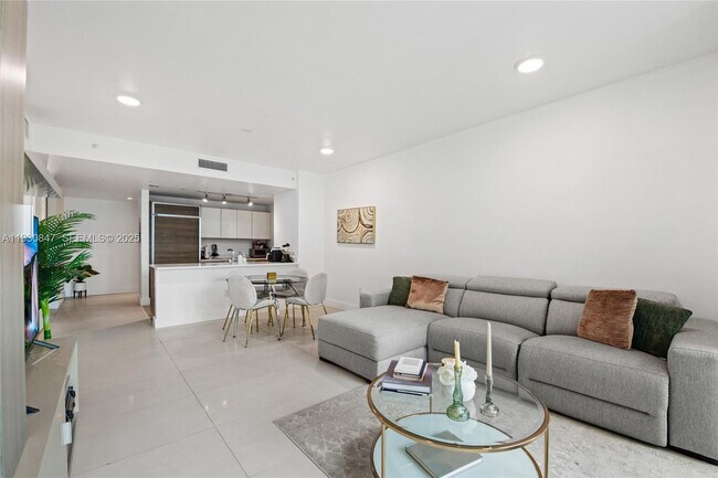 Foto del edificio - 1100 S Miami Ave