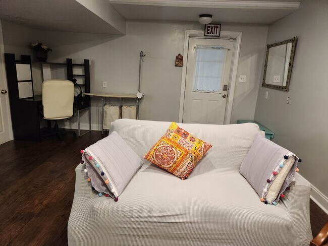 Foto del edificio - 4430 Owens Rd