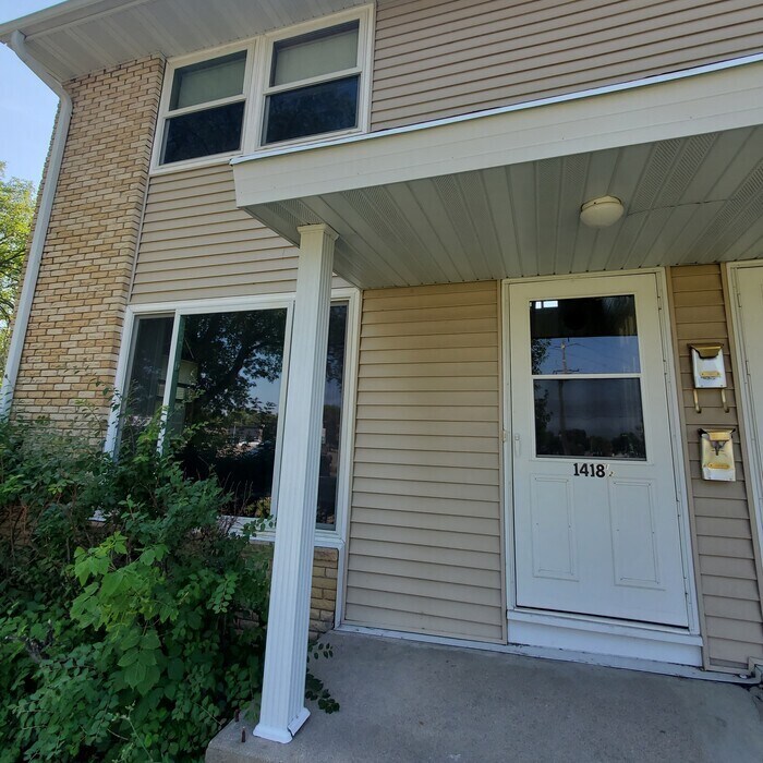 Primary Photo - 1418.5 S 14th St