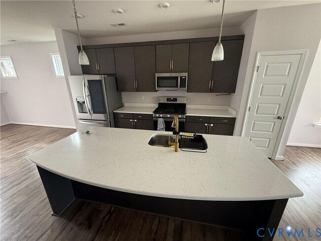 Foto del edificio - 3031 Farmstead Mill Dr
