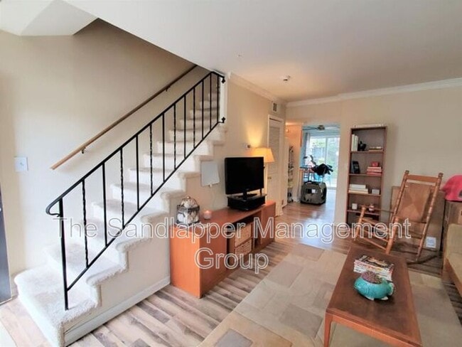 Photo - 21 Rivers Point Row Townhome