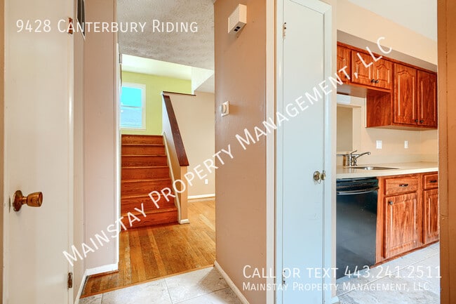 Building Photo - 9428 Canterbury Riding