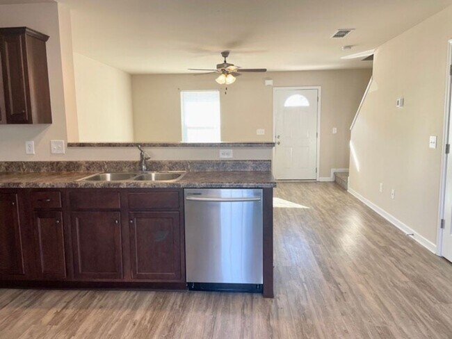 Building Photo - $250 off pro rated rent with a move in or lease start date of October 15th 2024