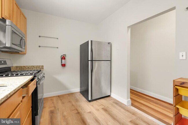 Foto del edificio - 730 15th St SE