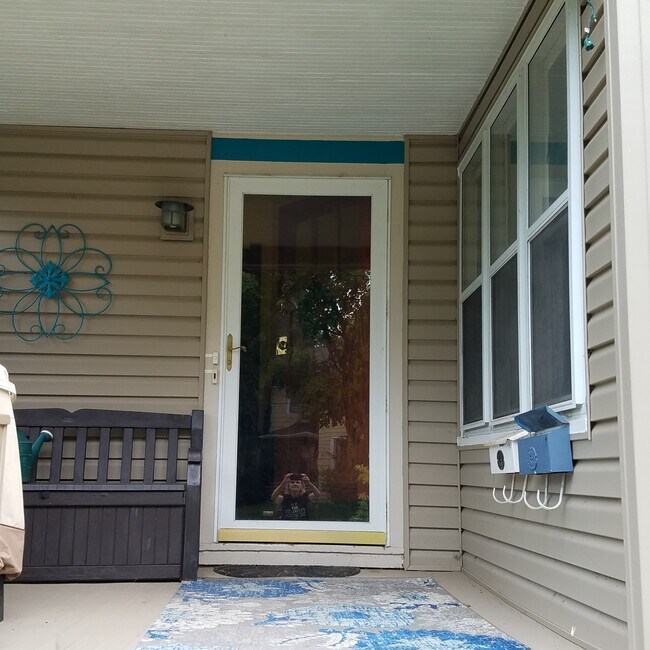 front door - 2337 E Johnson St