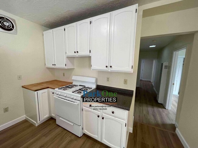 Foto del edificio - Buckley