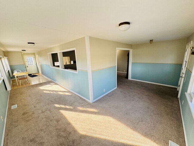 Foto del edificio - 42160 N 6th Ave