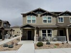 Foto principal - Modern 3-Bed, 3-Bath Townhome with Loft an...