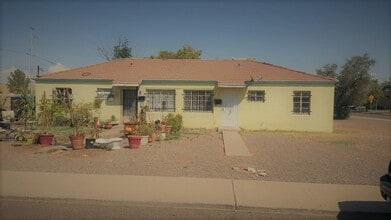 Building Photo - 1029 N 31st St
