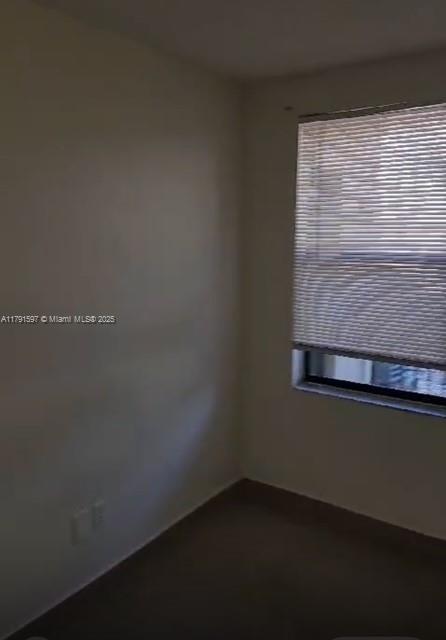 Foto del edificio - 4481 W McNab Rd