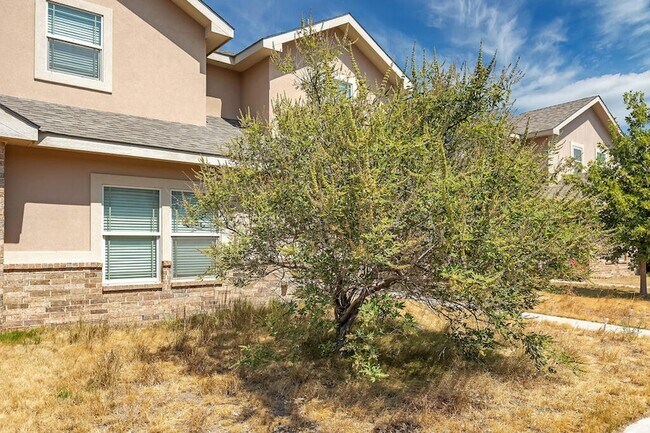 Building Photo - 7255 Barksdale Ln