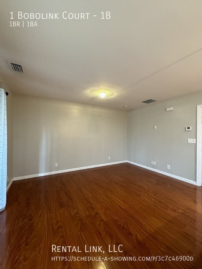 Building Photo - 1 Bobolink Ct