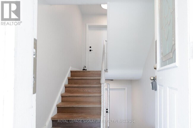 Photo du bâtiment - 83 Caledonia Rd
