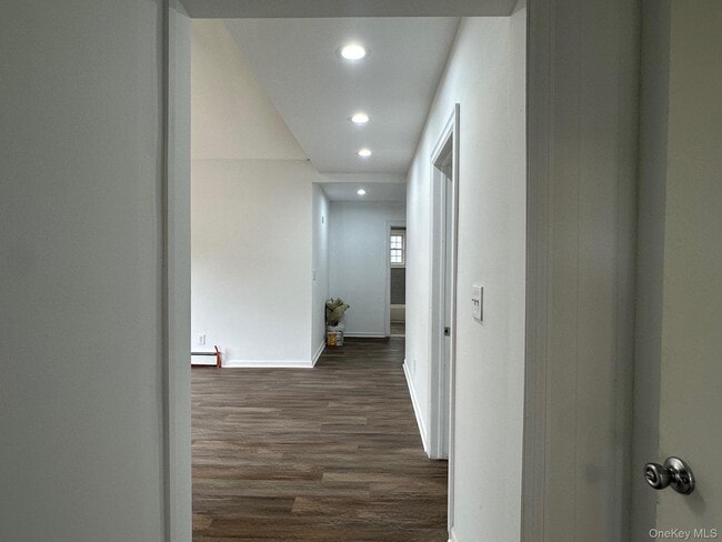 Foto del edificio - 959 Montauk Hwy