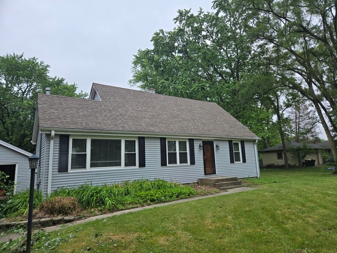 Primary Photo - 7060 Osage Rd
