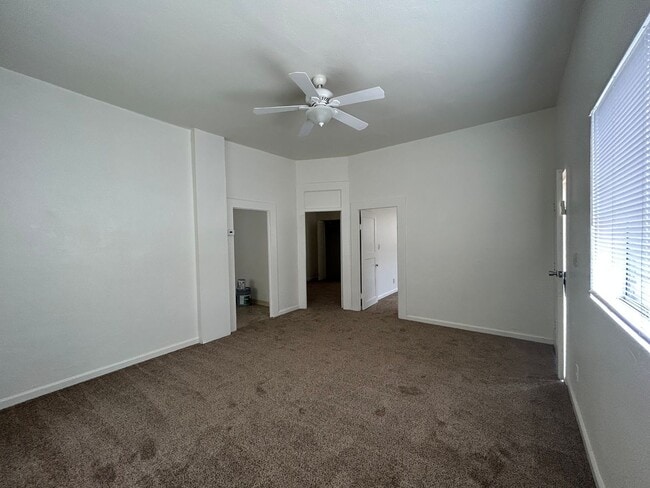 Foto del edificio - 3 Bedroom 1 Bathroom Single-Story