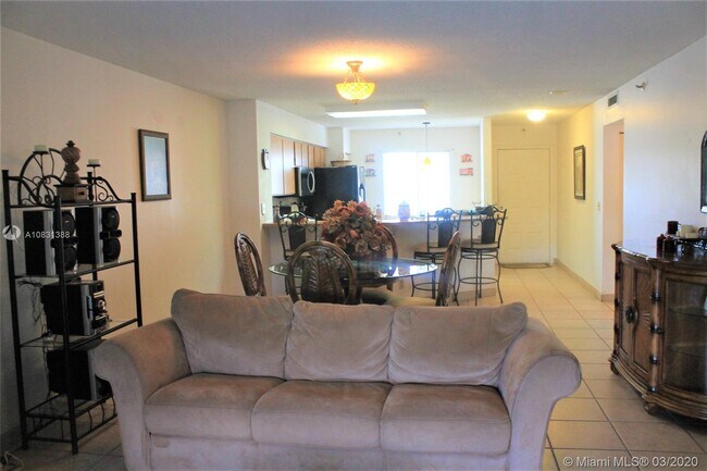 Foto del edificio - 2217 Cypress Island Dr