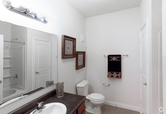 2BR, 2BA - 1382 SF - Copper Chase at Stones Crossing